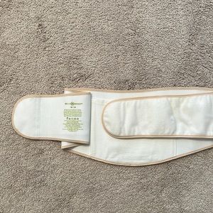 Belly Bandit in white sz M